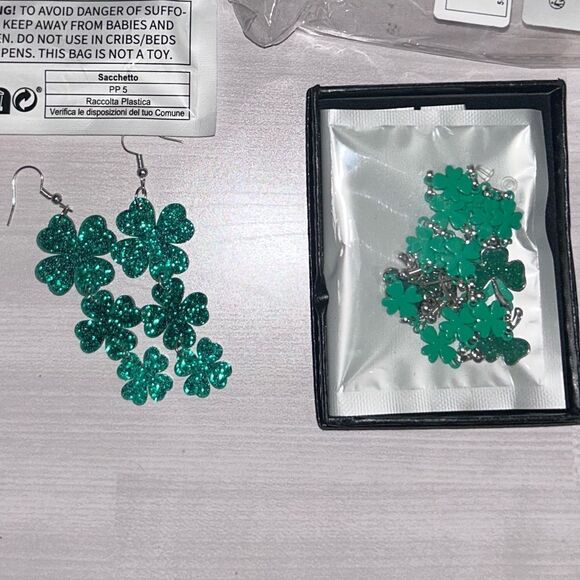 St. Patrick’s Day Earrings and Necklace NWT - Picture 1 of 6